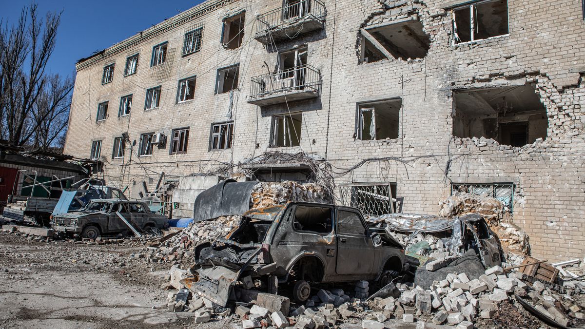 Ruský raketový útok na Avdijivku zabil čtyři civilisty, hledali úkryt v nemocnici